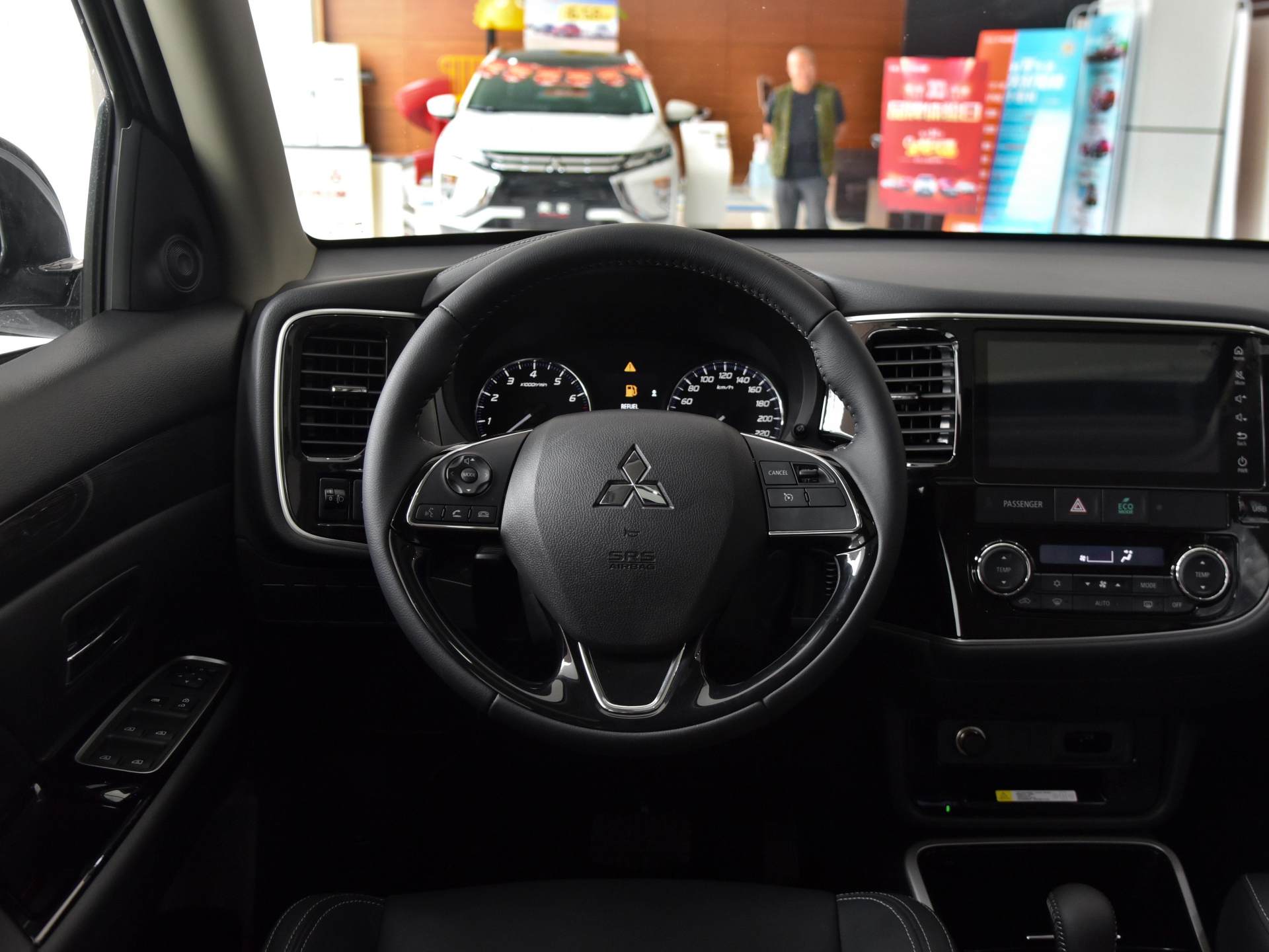 三菱最传奇的车,三菱最强大七座suv车型