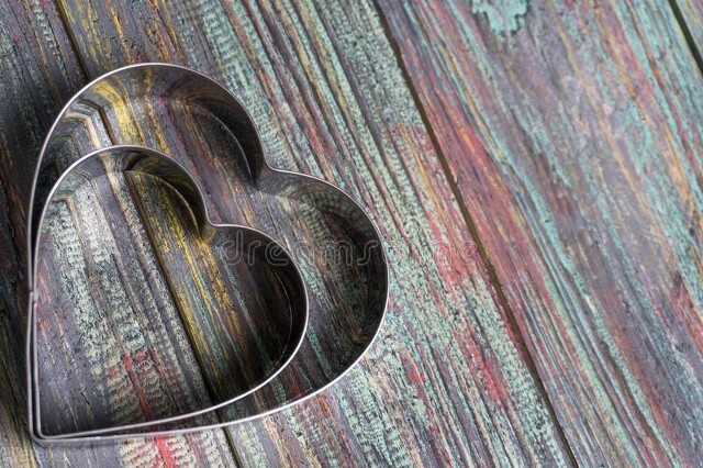 情侣之间没话题怎么办聊些什么,情侣之间没话题怎么办聊前任