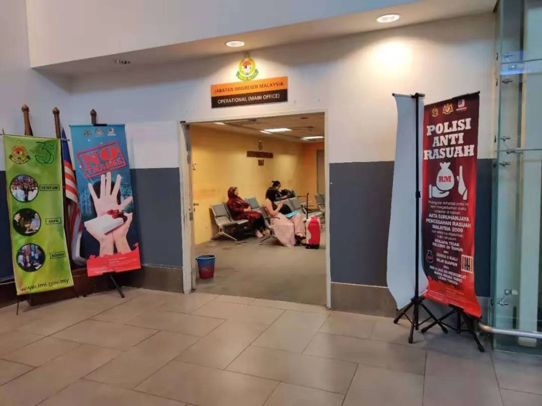 一个留学生留学期间必须知道什么,留学生留学需要带哪些东西