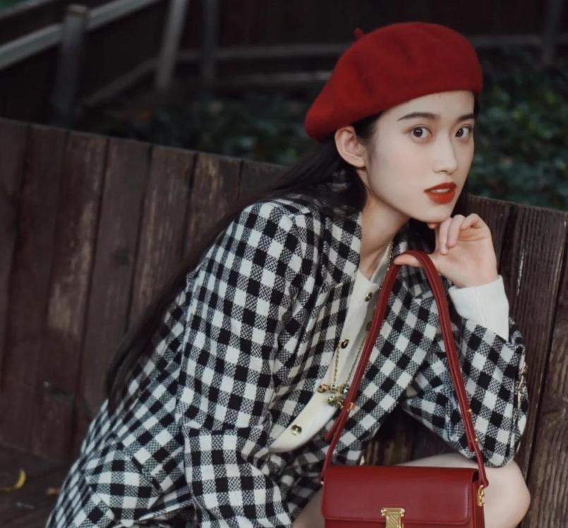 中国红穿搭,衣品好的女人都这样穿