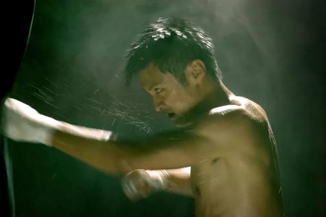 无间道1剧情简介及人物小传,关于无间道1的疑问