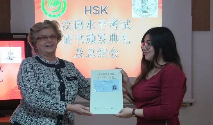 “你好吗kneehowma”，原来老外是这样学中文的，看完快笑死了