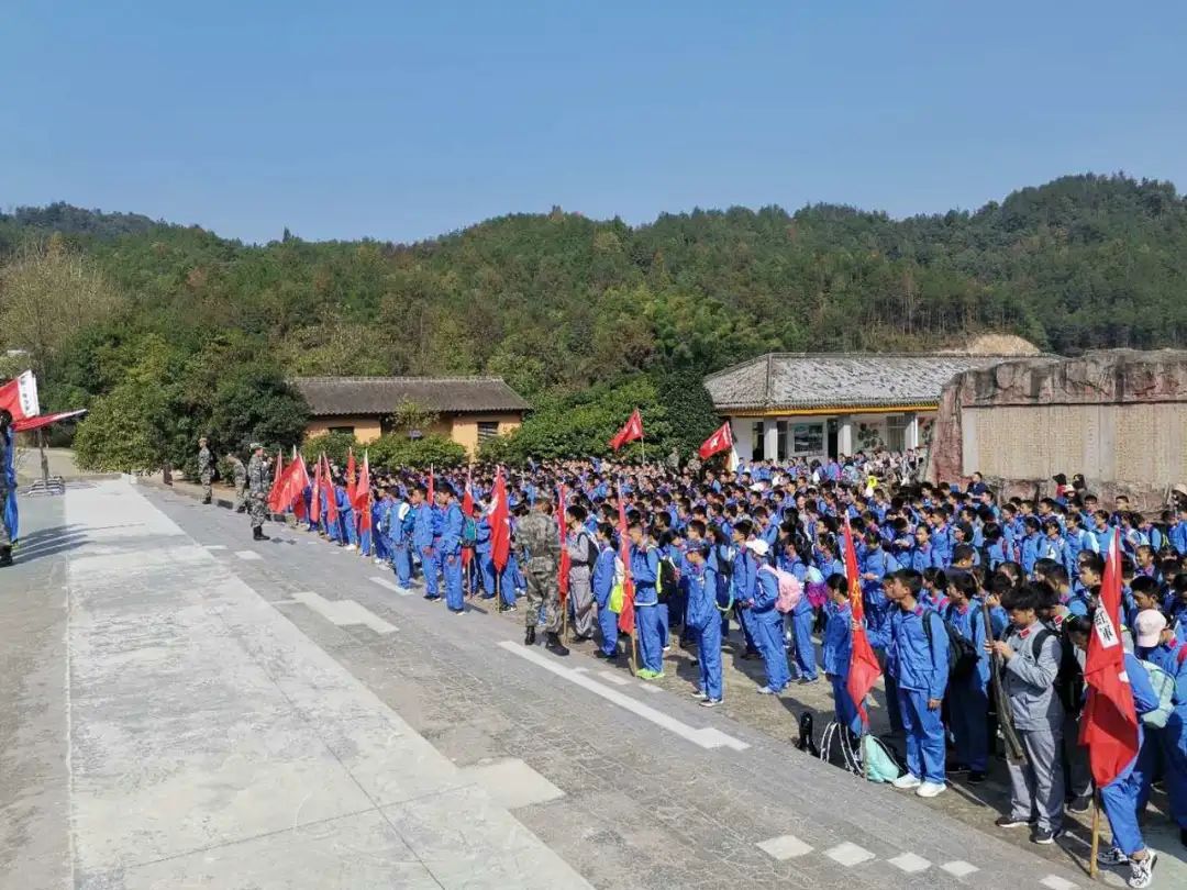 涓婃捣钂插叕鑻辨梾琛岀ぞ鏈夐檺鍏徃,钂插叕鑻辨梾琛岀ぞ鏈夐檺鍏徃