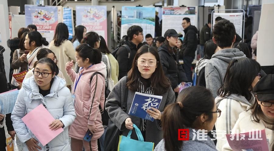 人社局三措施助力大学生就业创业,助力10万大学生创业就业