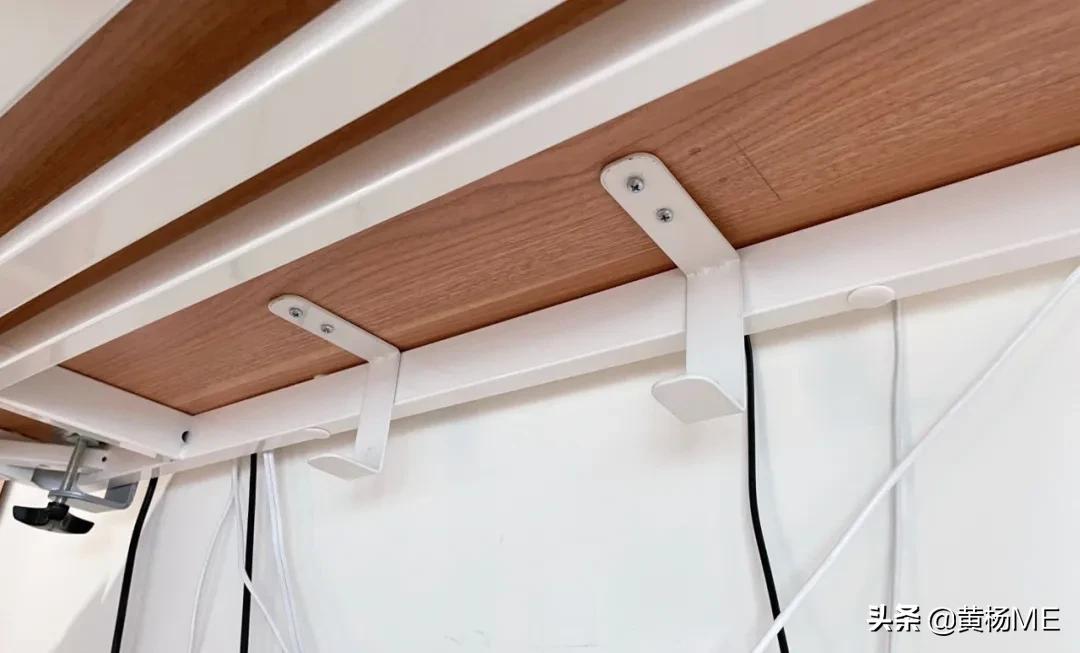 终于把桌面收拾好了,终于把厨房里打扫干净