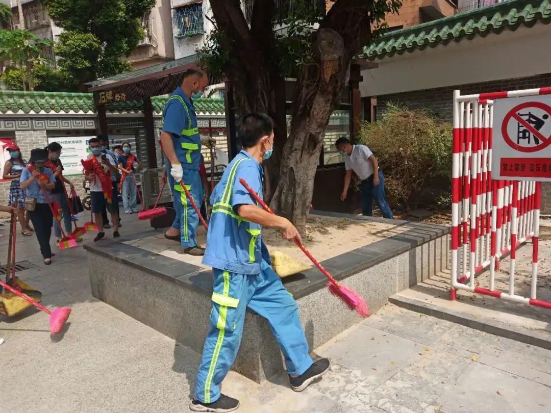 西关街道环境卫生综合整治,大学东路环境卫生整治