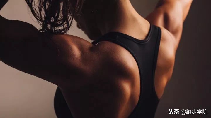 久坐引起的后背疼痛做什么运动,长时间不运动跑步后背痛怎样恢复