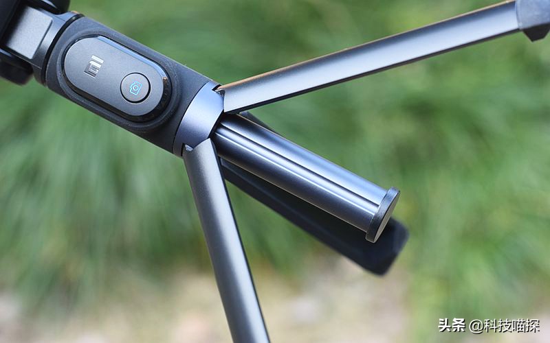 小米支架式自拍杆如何操作,自拍杆效果图