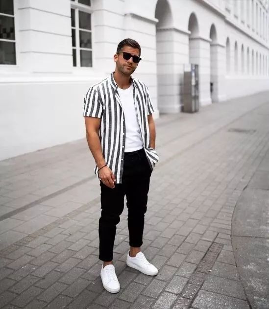 时尚博主kostaWilliams，个子不高，却是穿衣模板