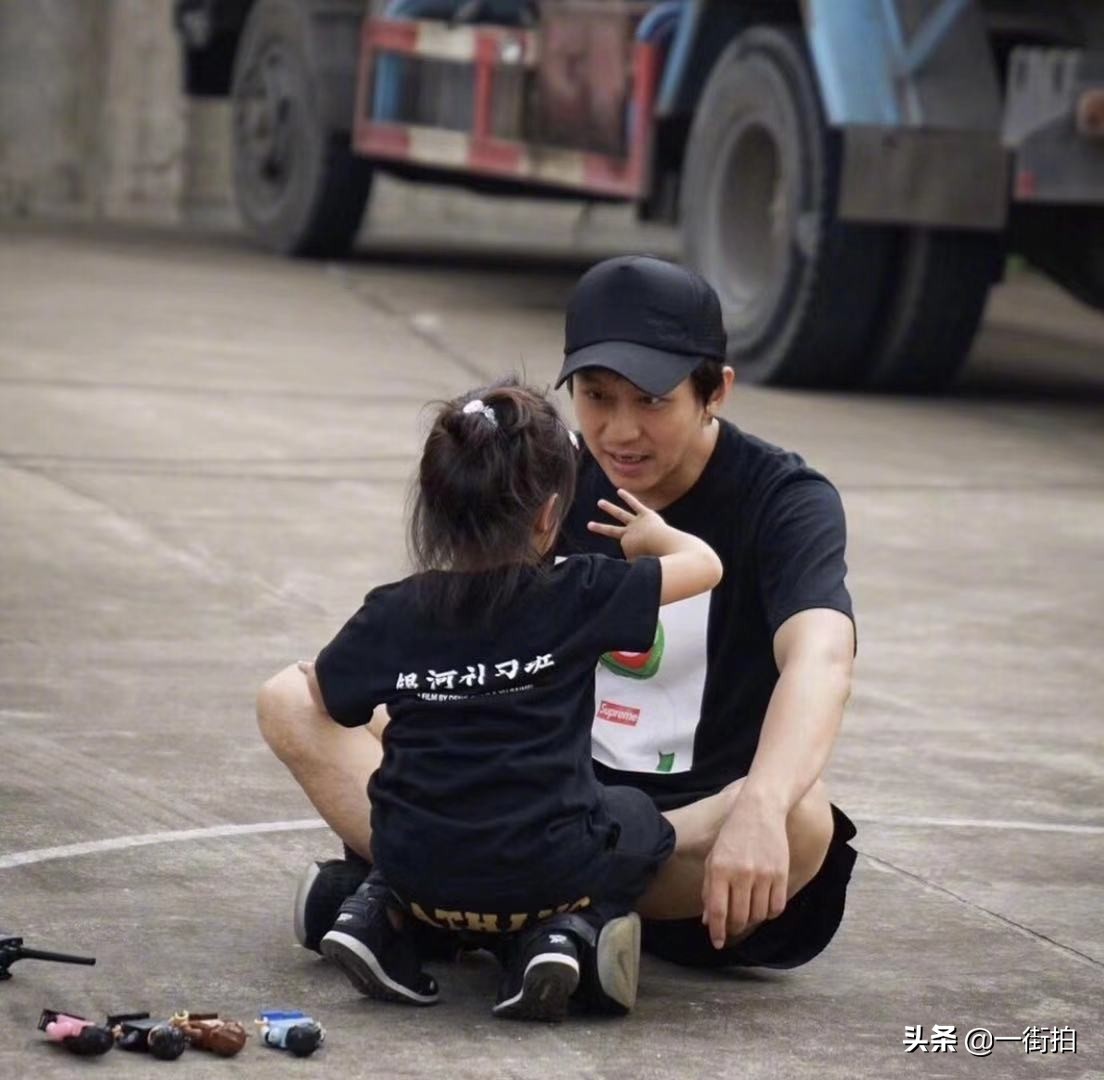 孙俪探班邓超秀恩爱视频,孙俪张译邓超探班视频