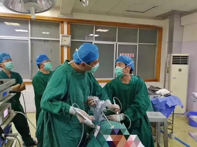 肾盂输尿管癌根治术,腹腔镜下肾盂癌切除手术步骤