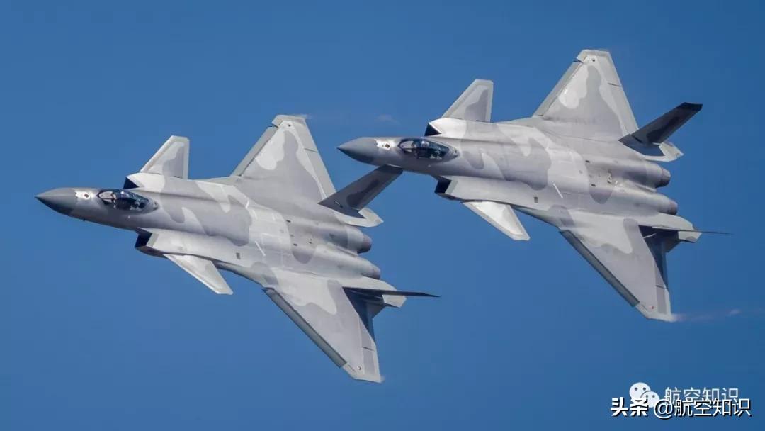 歼20的头盔显示器,歼20飞行员头盔多少钱