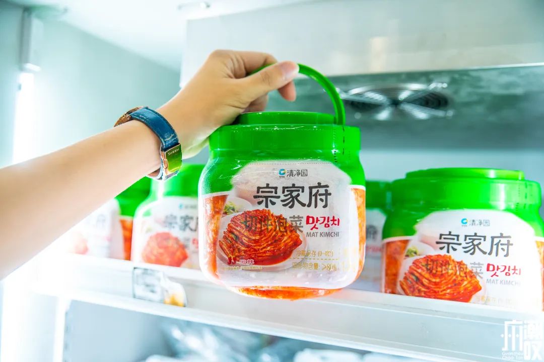 从韩国回来在超市买东西,韩国超市进口东西