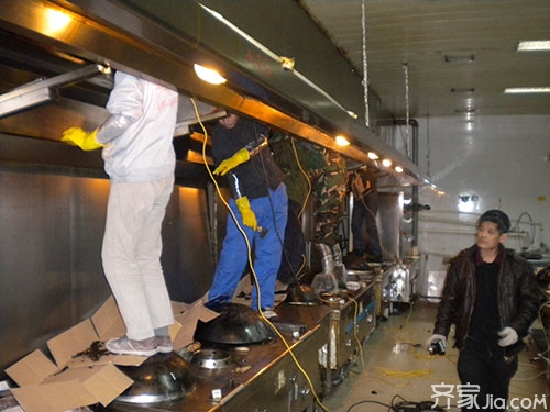 人工清理油烟管道,油烟管道清理多少钱一米