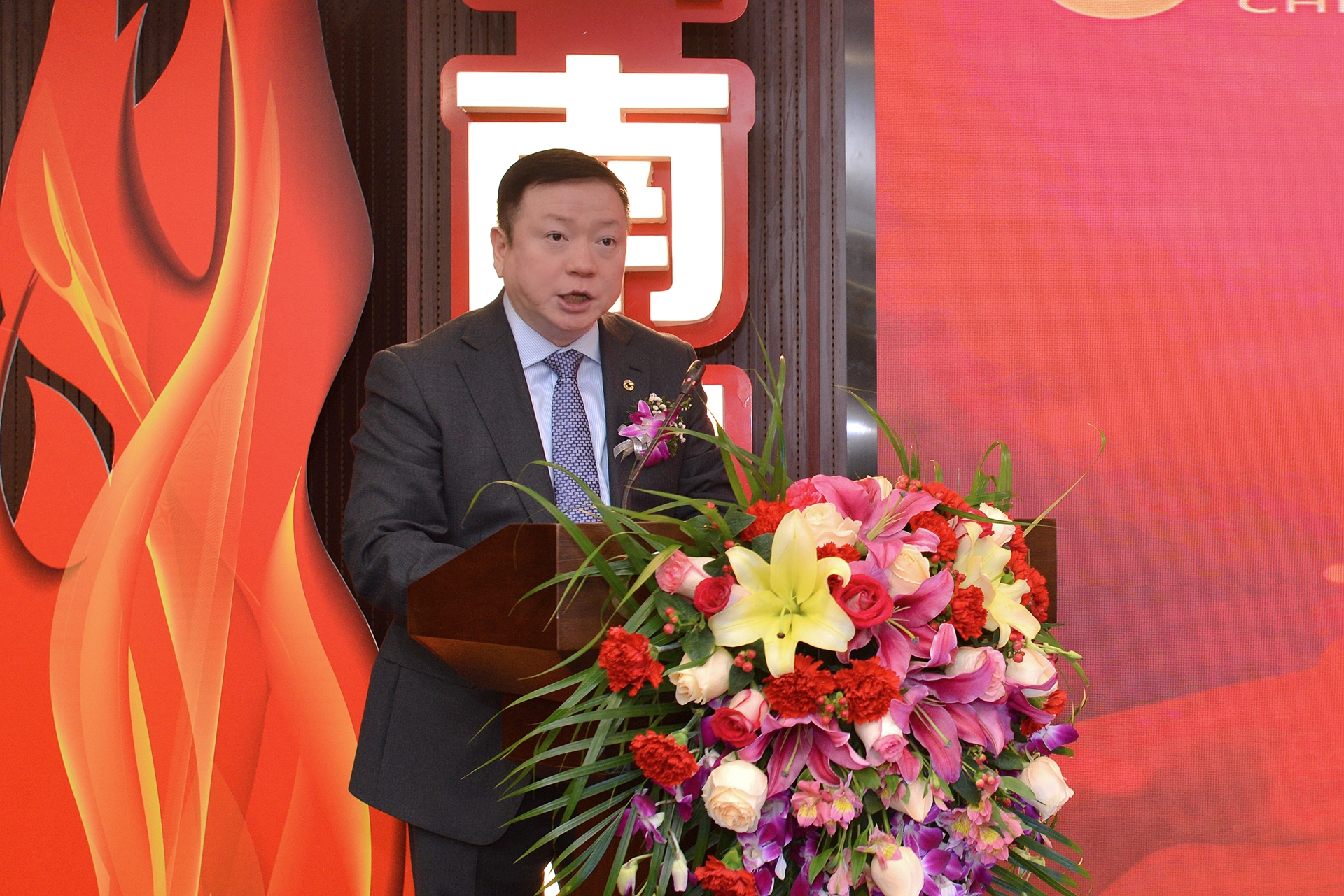 浜哄璐㈤櫓浜轰繚澶紒杞﹂櫓,浜哄璐繚杞﹂櫓