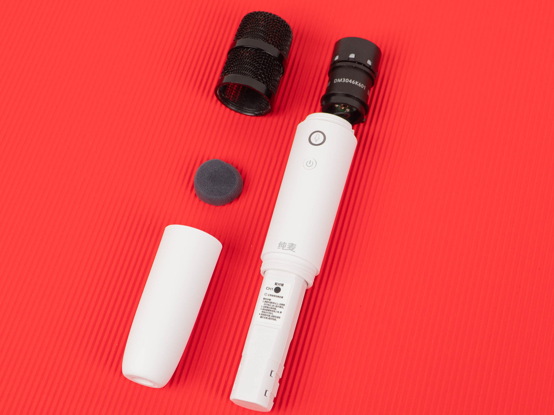 给生活加点料：小米电视配纯麦K歌无线麦克风，客厅秒变KTV