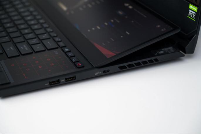 冰刃5plus双屏,rog笔记本哪款值得入手冰刃5双屏