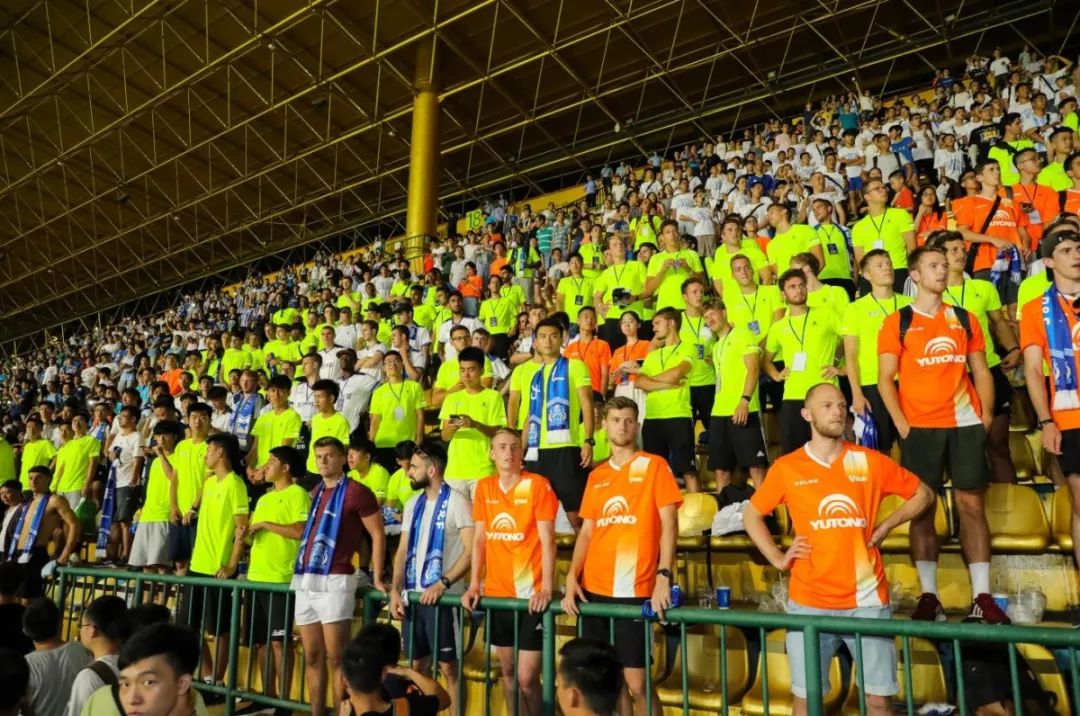 2019世界名校足球赛现场采访,第一届百年名校足球精英交流赛