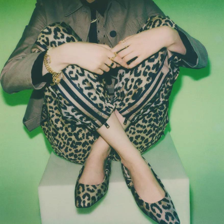 迪奥dior2020走秀冬季款运动鞋,dior2012春夏走秀视频完整版