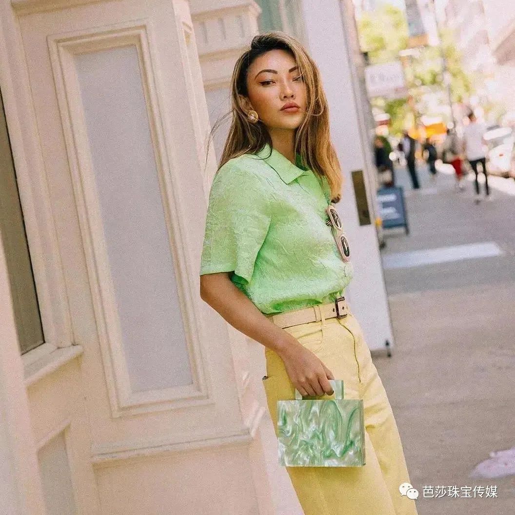 夏季做氛围感美人,清新好入手的葡萄石应该拥有姓名