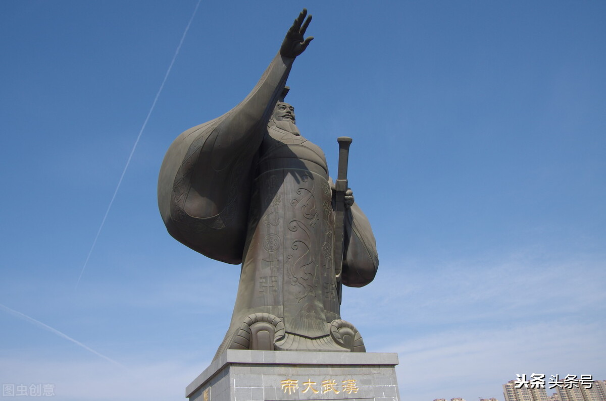 史记五帝本纪第一翻译,史记武帝本纪是司马迁版本嘛