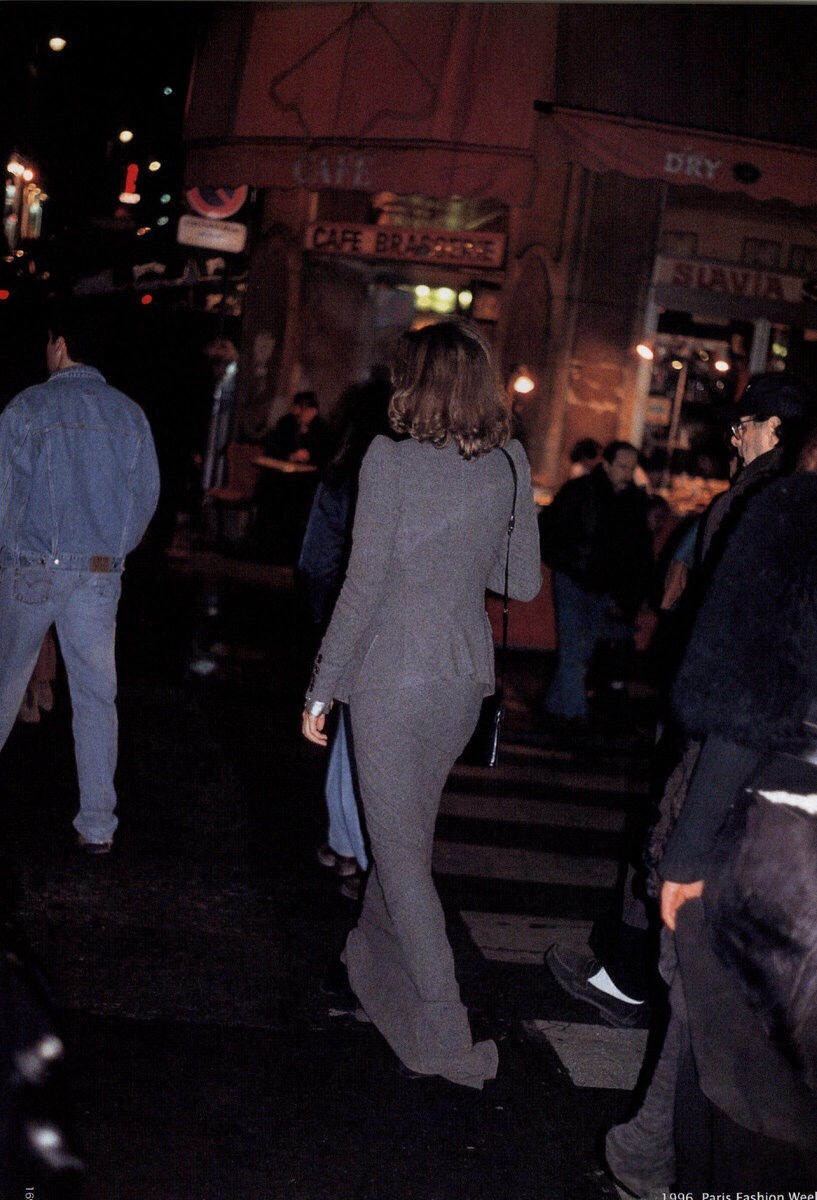 亚洲传奇街拍,青木摄影夜景街拍花絮