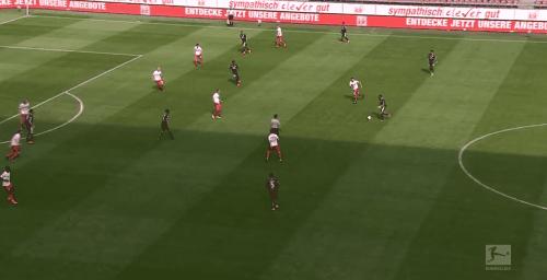 91分钟破门德甲头号黑马狂轰16脚,4-0德甲劲旅逆境中爆发