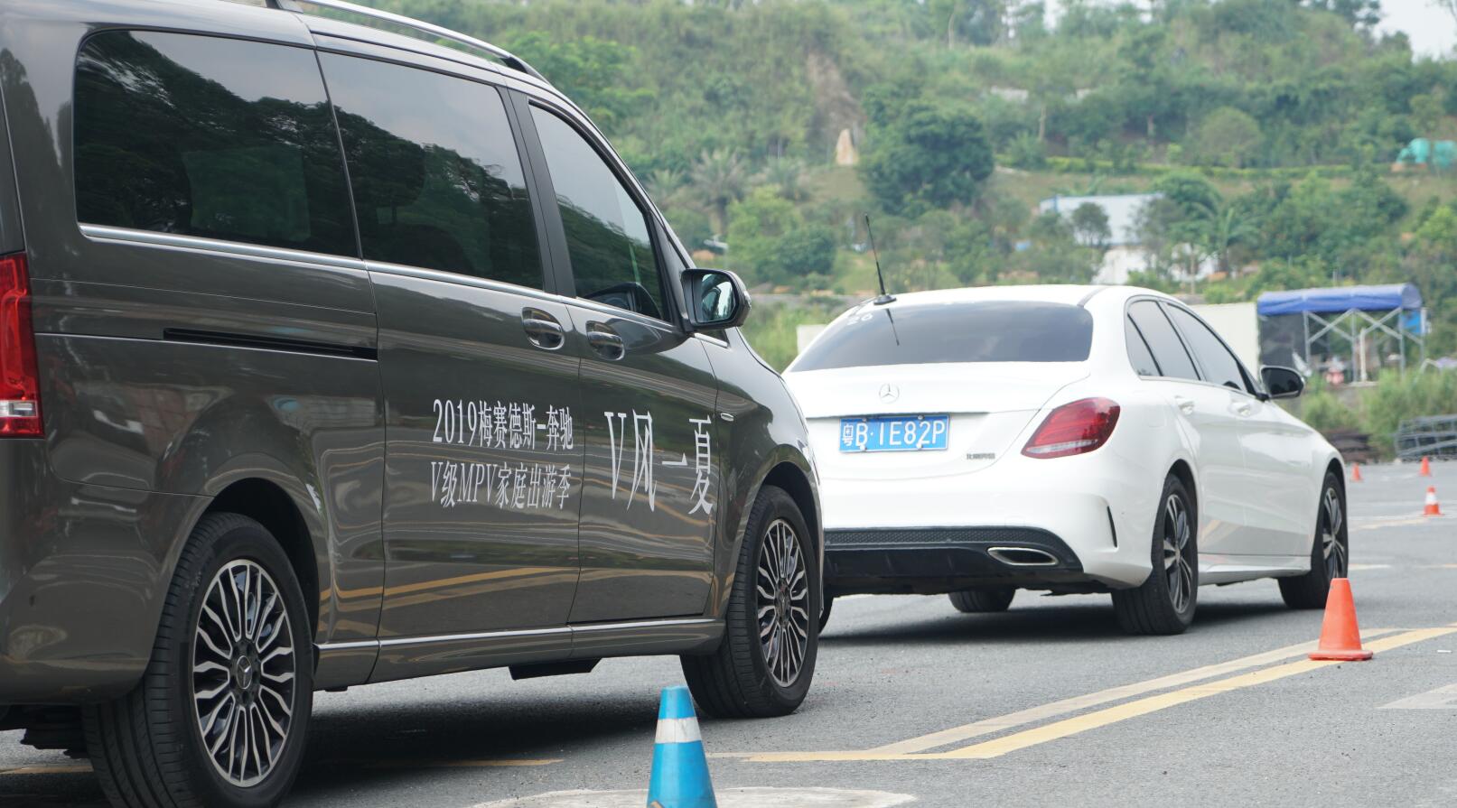 奔驰mpv埃尔法,奔驰v级不比埃尔法有面子吗