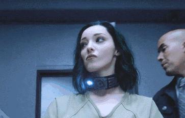 美人不做“花瓶”?她会芭蕾提琴走秀演戏,还是门萨高智商会员