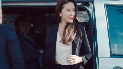 春夏款长裤显瘦,夏天既能穿搭又能实战的长裤