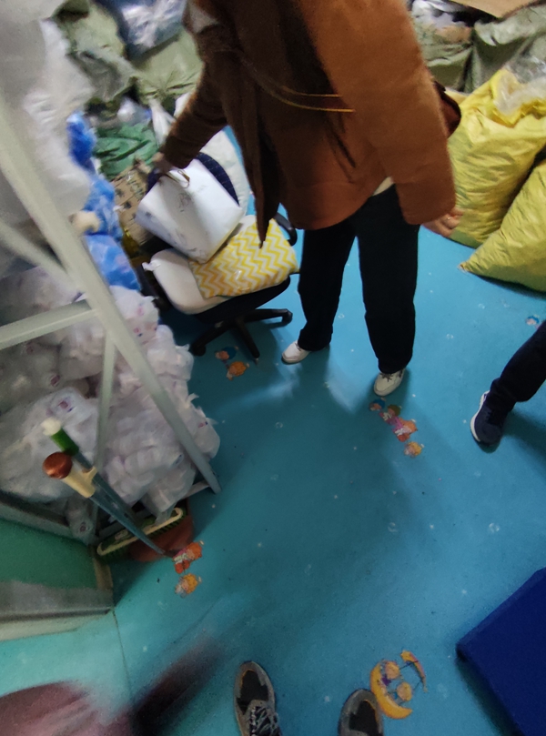 桶装水造假怎么处理,桶装纯净水竟然造假