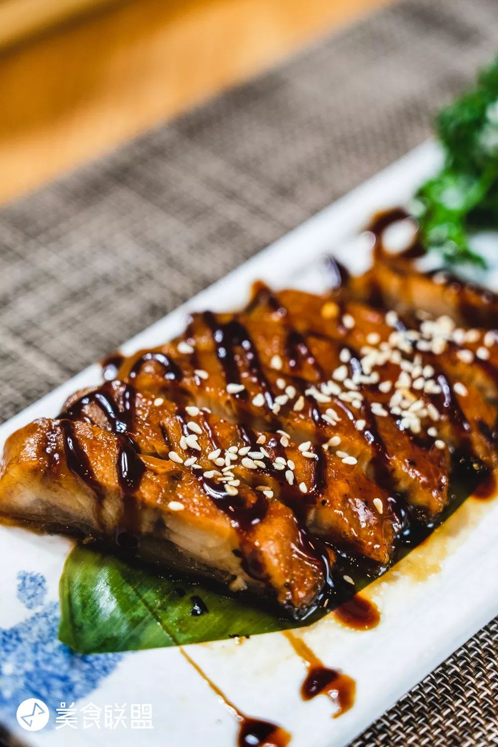 在昆明这家日料店，吃个寿司居然被“烫”到嘴