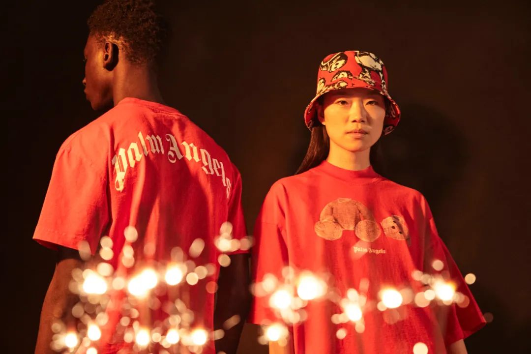 farfetch发发奇销售额,farfetch云集奢品潮牌