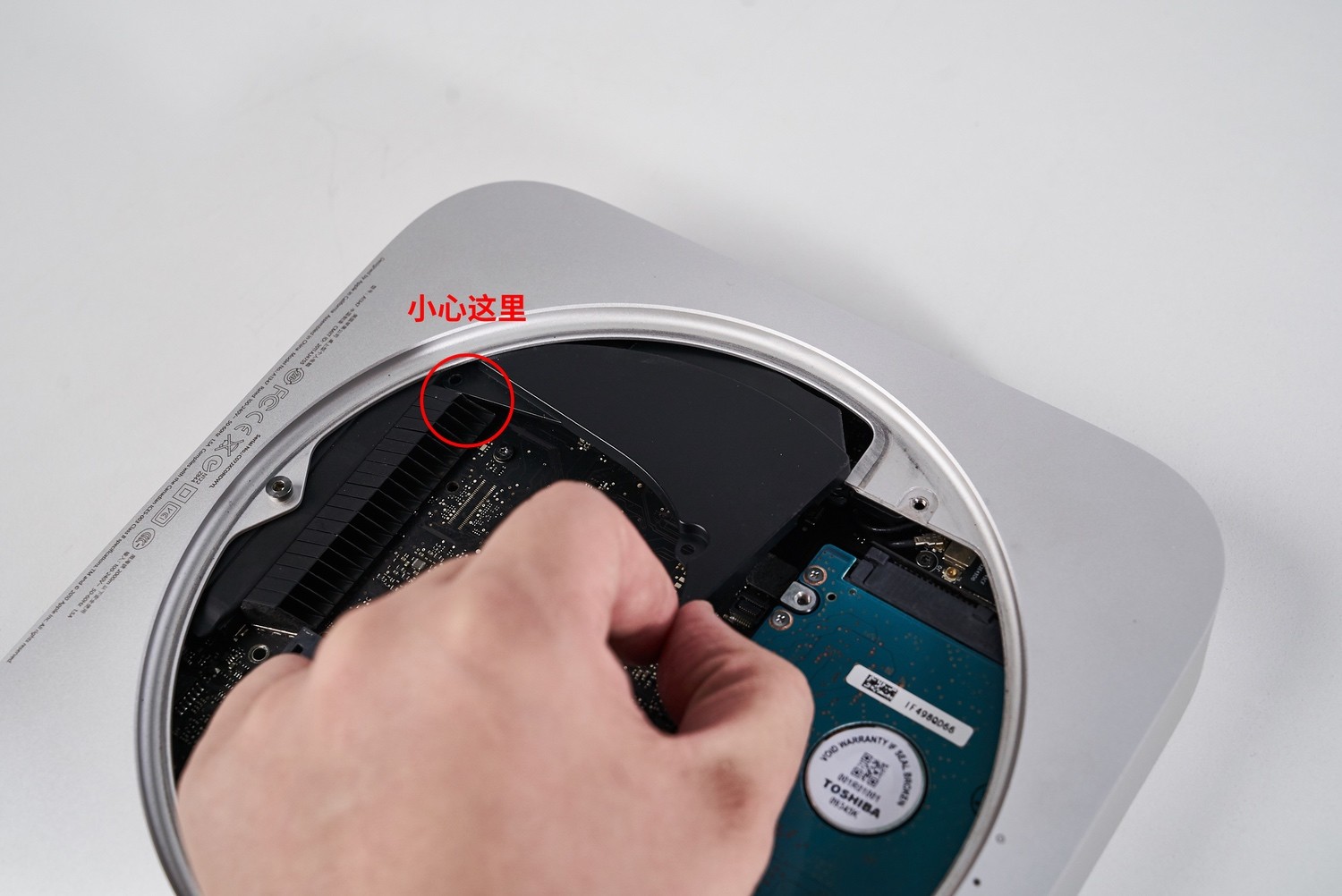 macmini2012款换硬盘,macmini2012更换固态硬盘