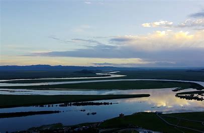 散文|汗漫:两个诗人