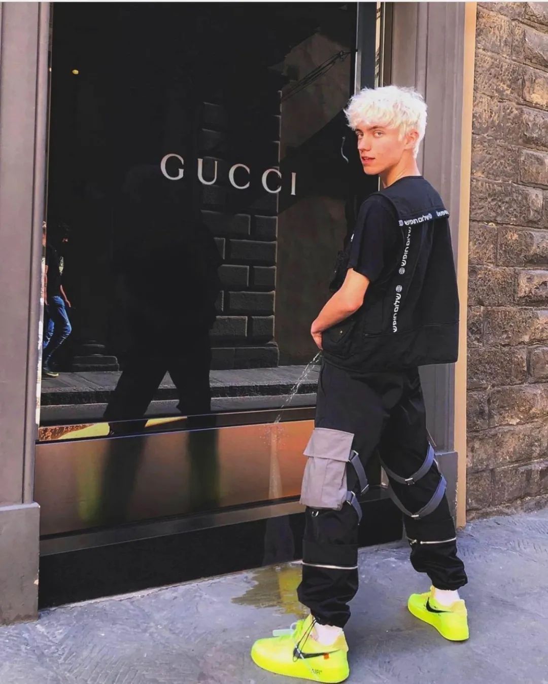 奢侈品为啥越来越贵,奢侈品为什么那么贵还那么丑