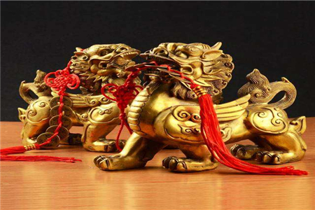 貔貅在家里该怎么摆放,貔貅摆放家里什么地方好