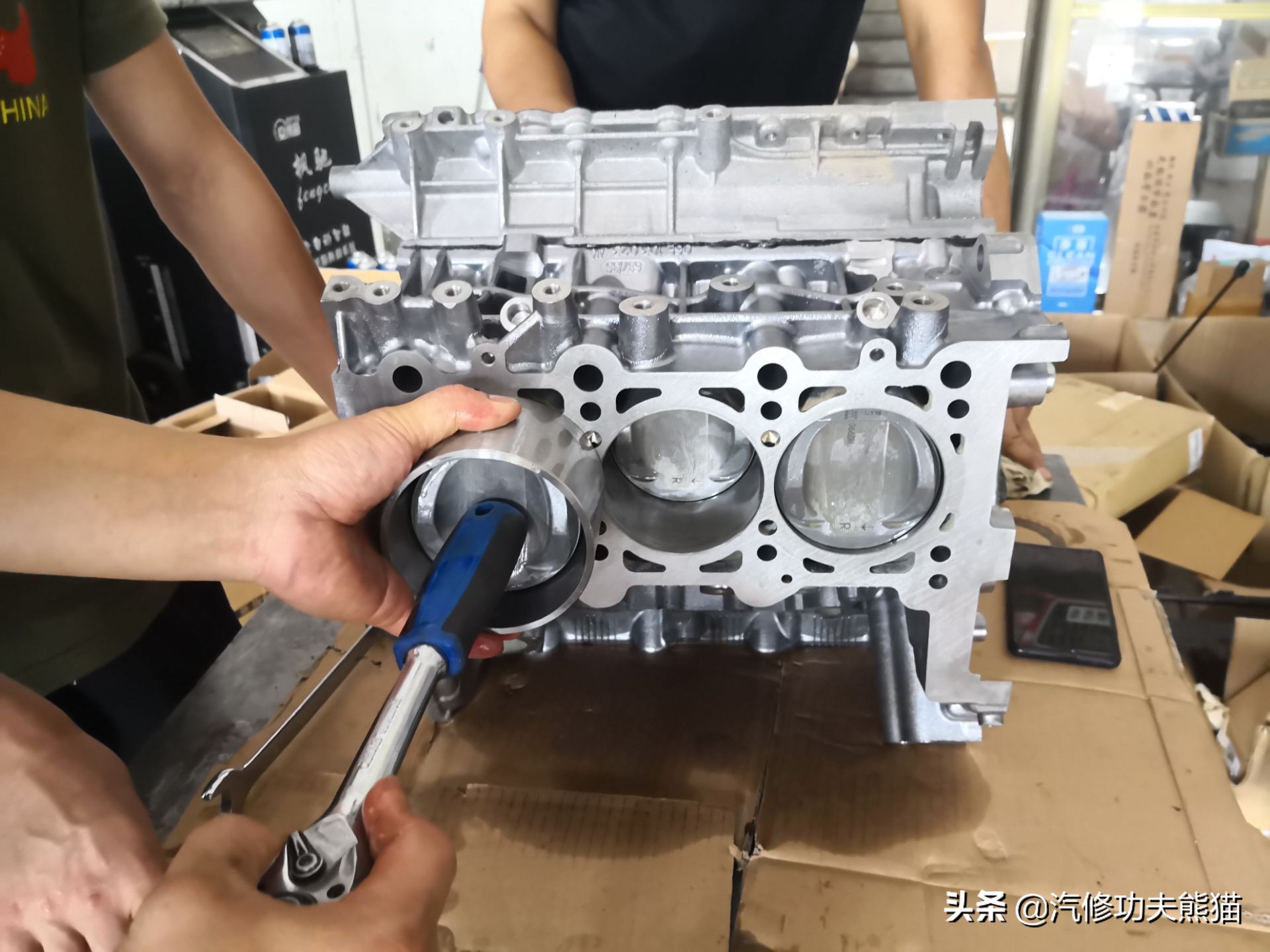 奥迪a8l烧机油严重有什么征兆,奥迪a8l烧机油现象普遍吗