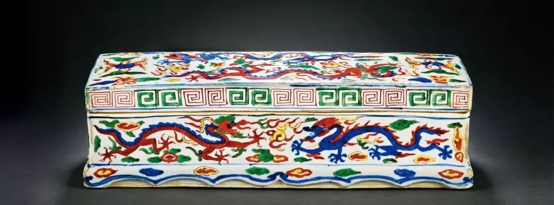 2023年明代瓷器拍卖记录,明代五彩瓷器价值赏析及拍卖价格