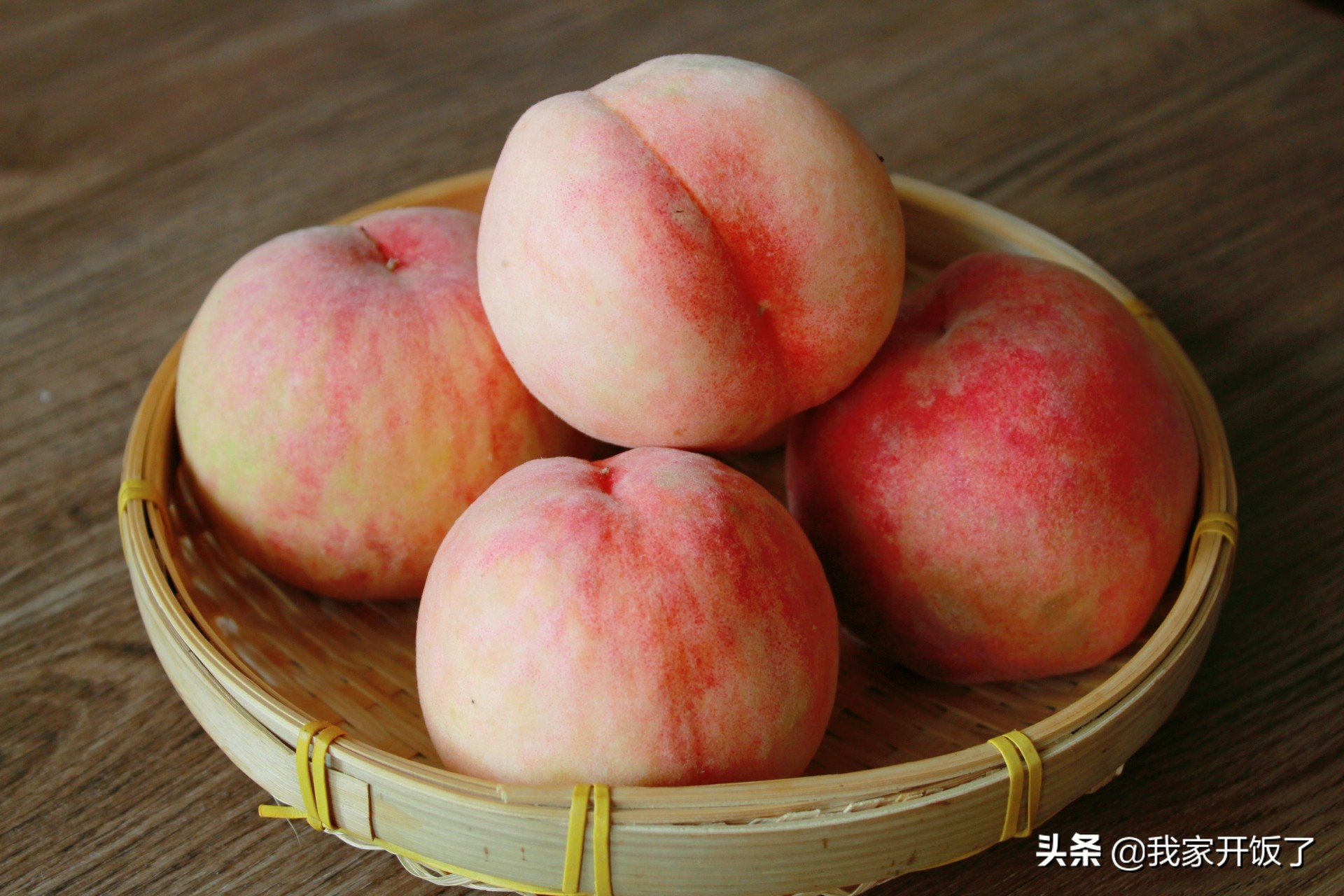 桃子罐头怎样做好吃不坏,自制桃子罐头不去皮