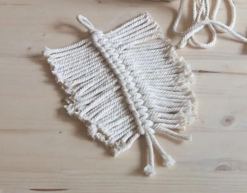 小饰品手绳编织教程,圣诞手绳编织教程简单易学