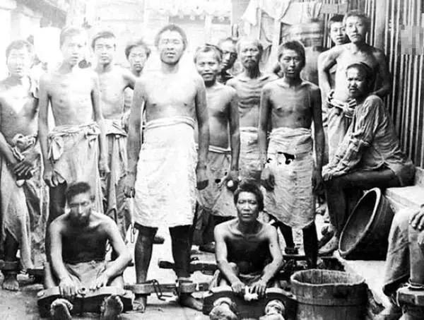 1900八国联军真实故事,1900八国联军攻占北京后如何退兵