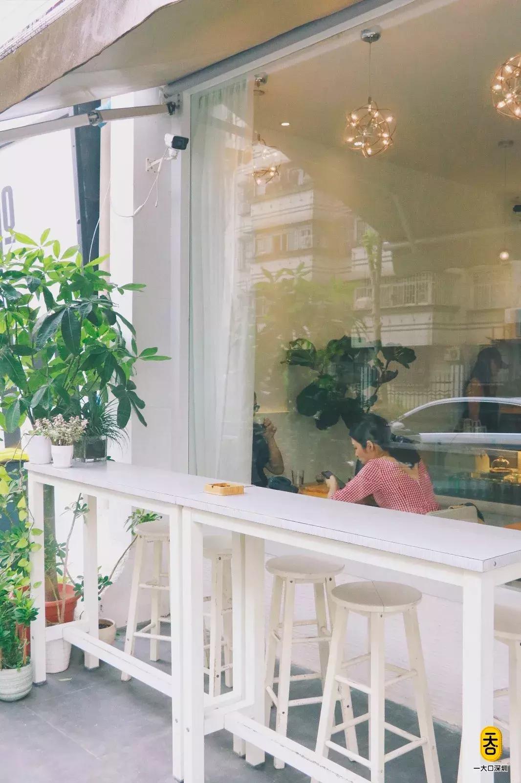 周杰伦到底爱不爱喝奶茶,周杰伦是不是很爱喝奶茶