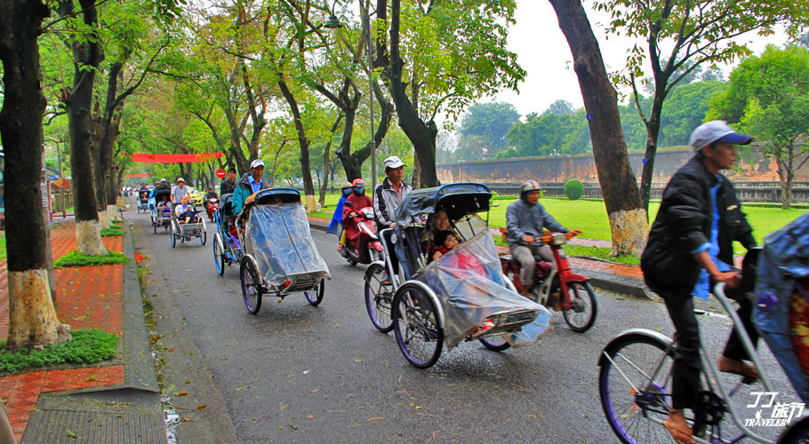 形容一个邮轮很豪华很大怎么说,不动声色可以形容美景吗