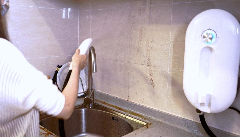 众筹爆款“冲击枪”测评,799四档“强劲蒸汽”,能洗90个碗盘