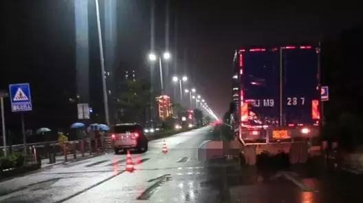 雨衣杀人案完整版,雨衣杀人案件