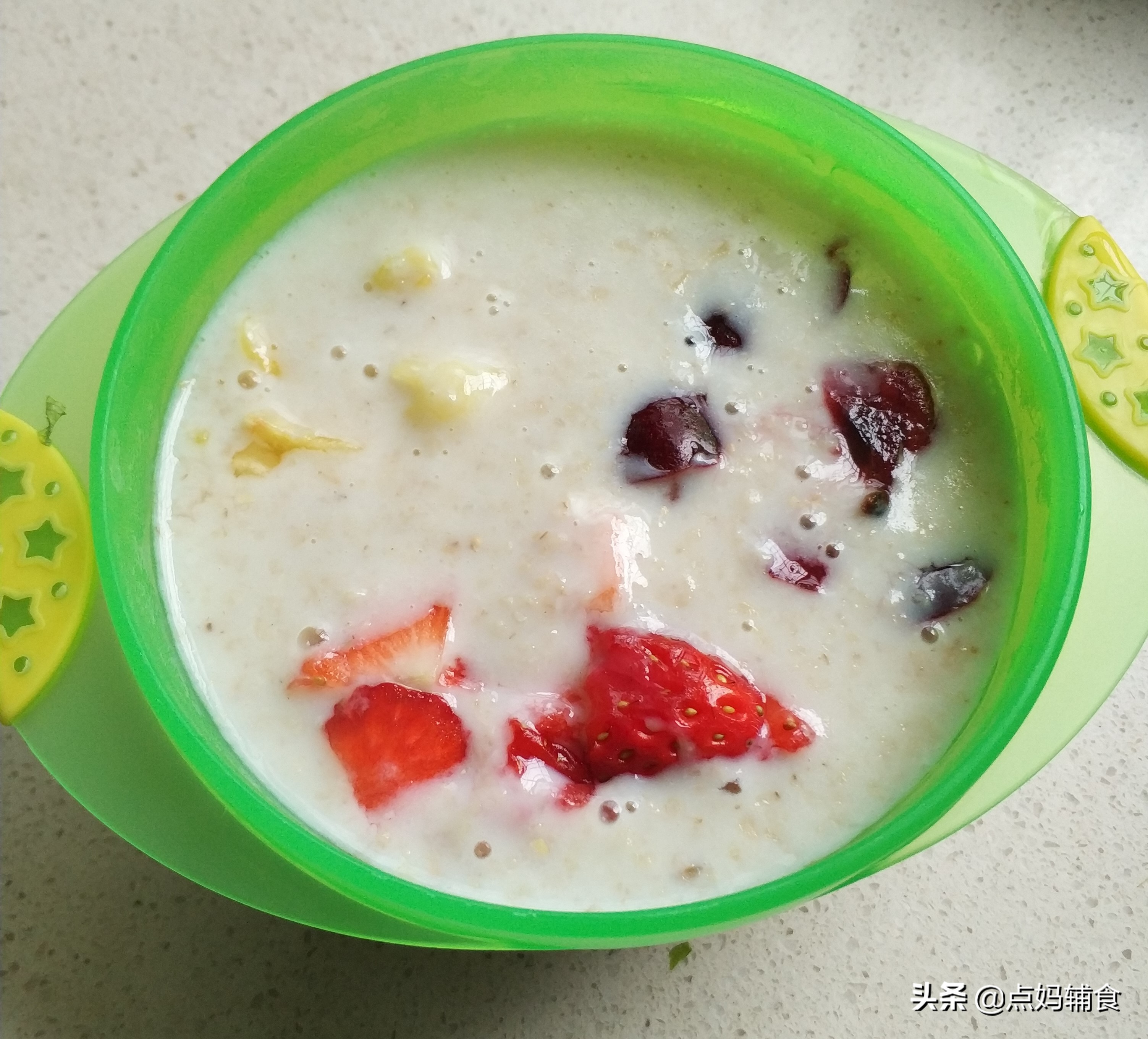 1岁以后宝宝食谱一日三餐辅食表,1岁宝宝食谱一日三餐吃什么好