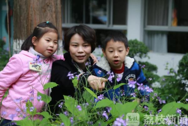 家里有小孩就是不喜欢玩,宝宝在家早教难得一见的儿童游戏