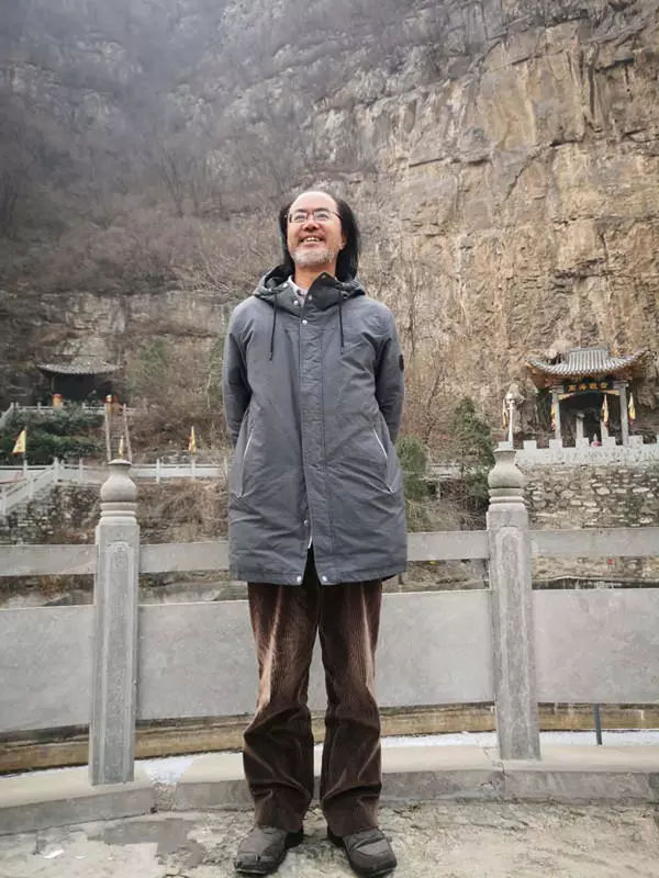 管*党**生:《谯达摩及当代理想主义》