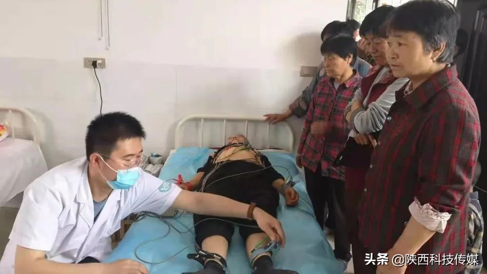 焦点迎七一送健康义诊惠民暖人心,送健康送温暖义诊主题党日活动